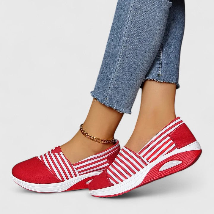 Julia | Comfort Sneakers
