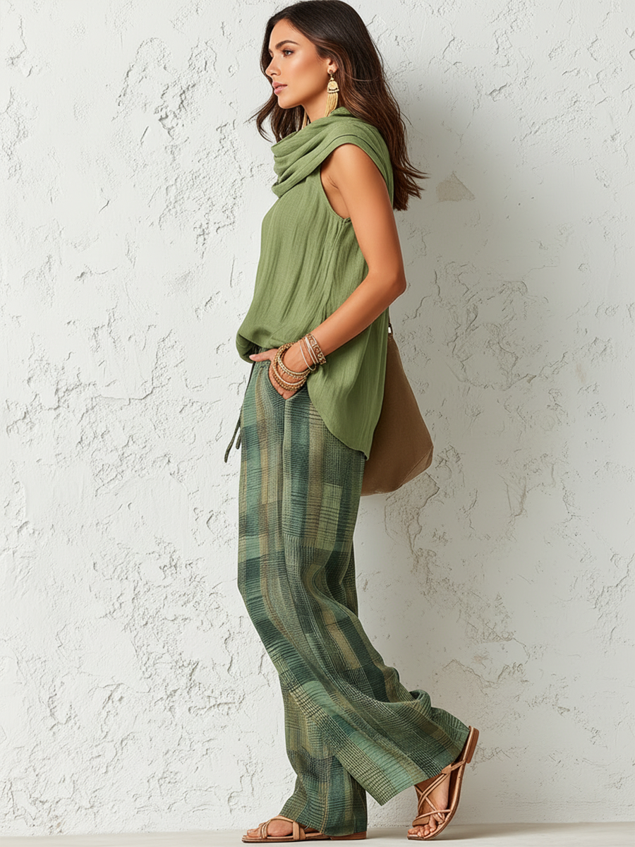 Runa | Sleeveless Top And Plaid Pants Set