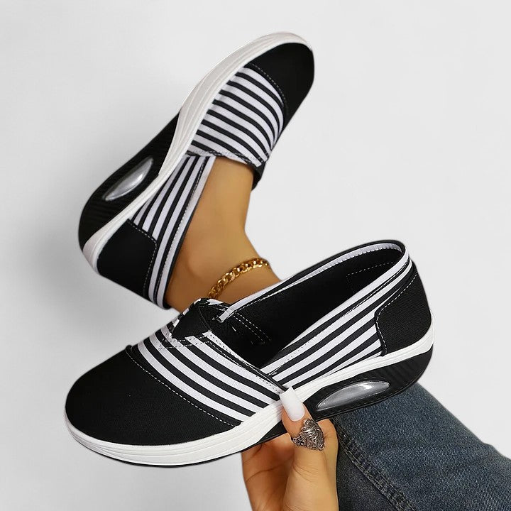 Julia | Comfort Sneakers