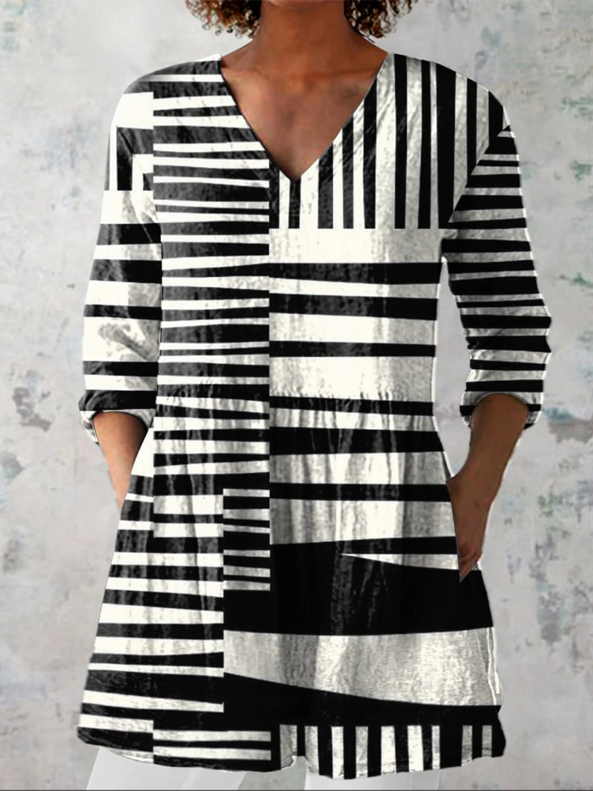 Sophie | Graphic Stripe Tunic Blouse