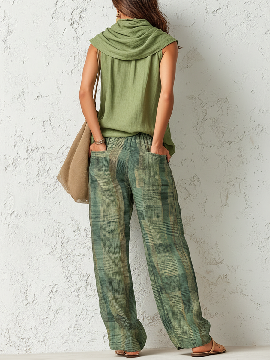 Runa | Sleeveless Top And Plaid Pants Set