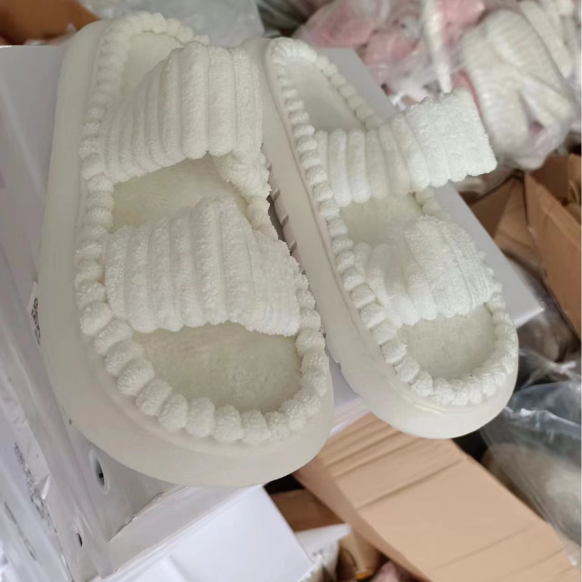 Sira | Cozy Open-Toe Slippers