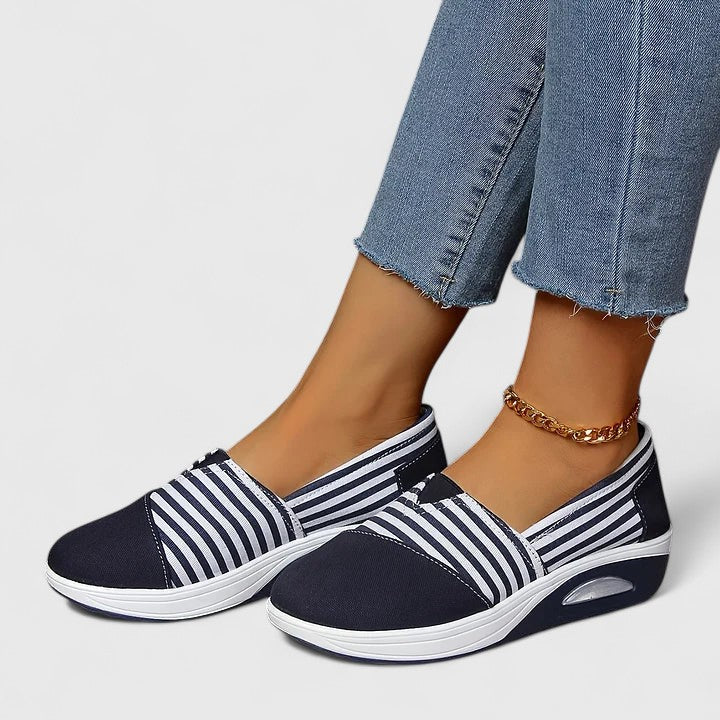 Julia | Comfort Sneakers