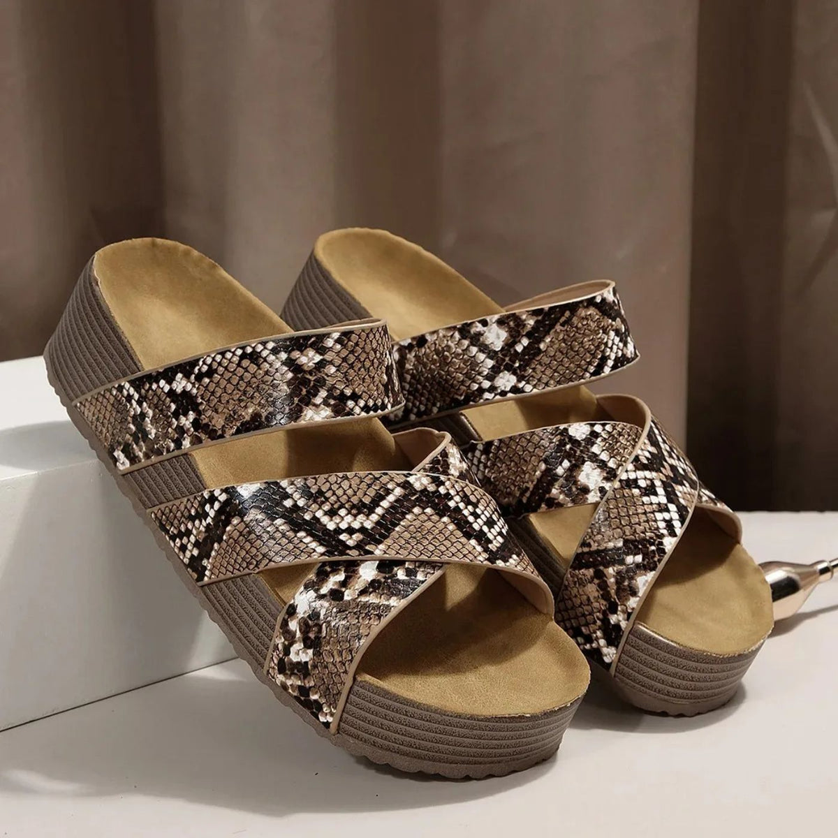 Comfort Abigail | Leather Strap Sandals