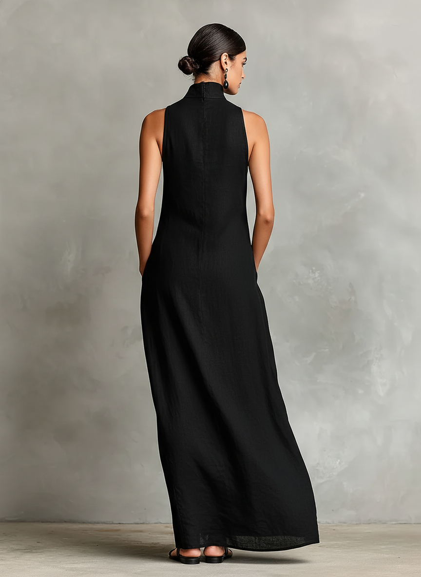 Nerina | Elegant Mono Turtleneck Dress