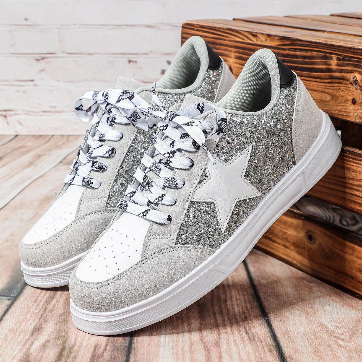 Hako | Lace-Up Running Sneakers