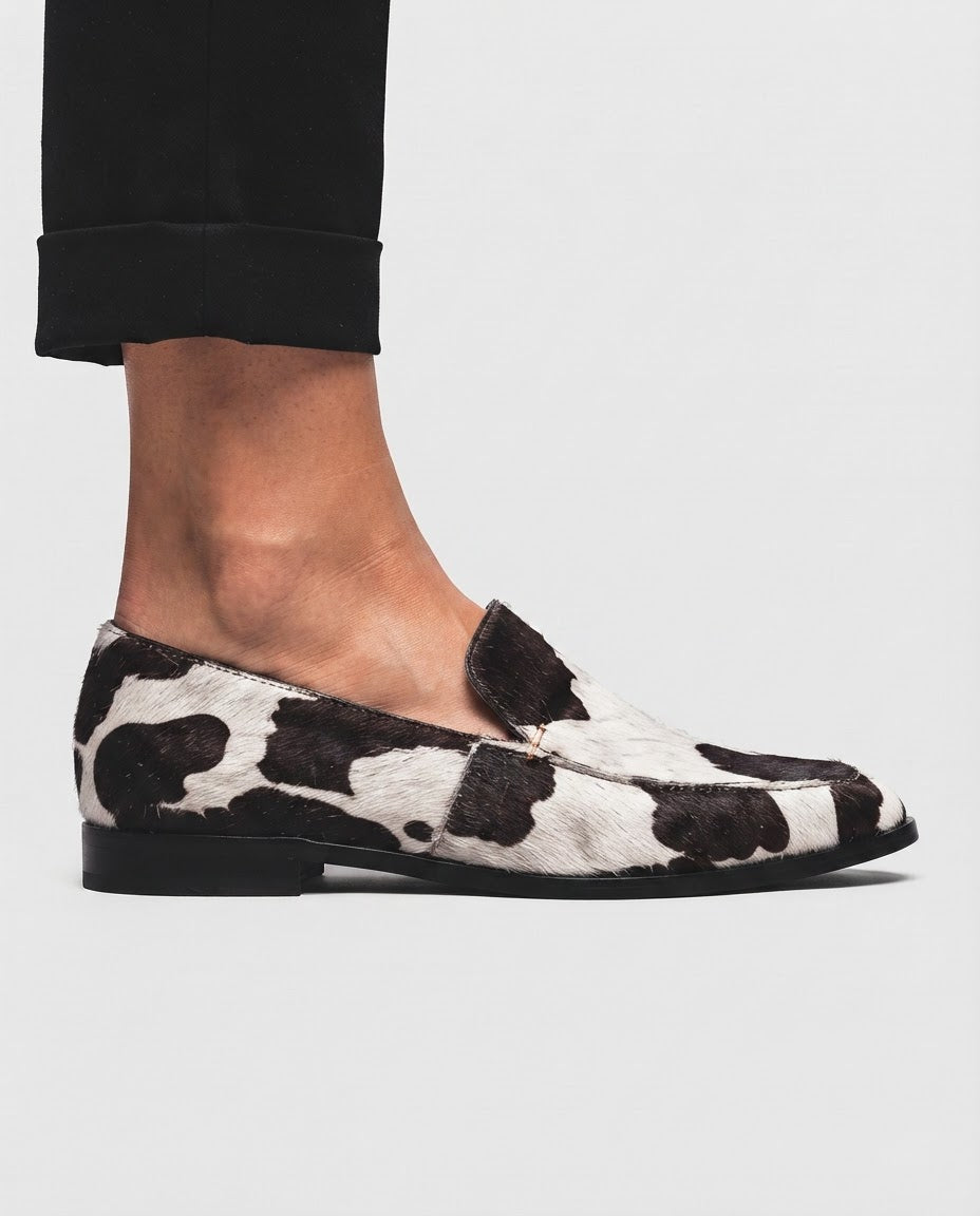 Martina | Easy Cow Print Loafers